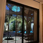 ヴィラ Avec Piscine 3 6 Couchages
