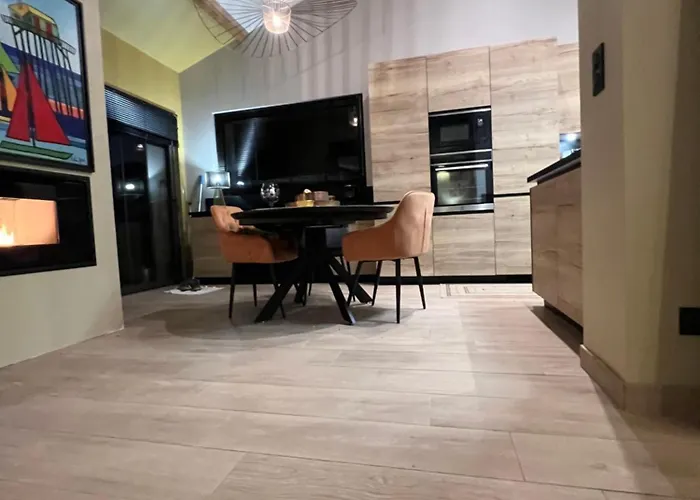 Avec Piscine 3 6 Couchages Villa *