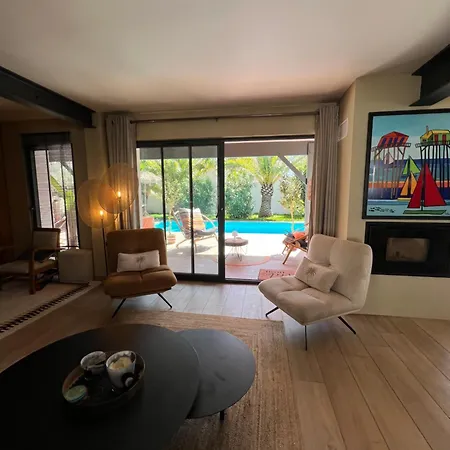 别墅 Avec Piscine 3 6 Couchages *