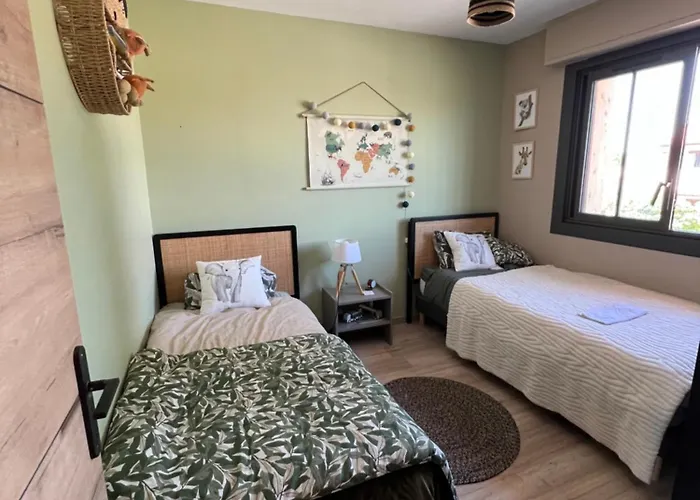 Avec Piscine 3 6 Couchages 别墅